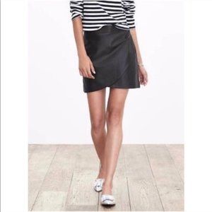 Banana Republic Cross Over Skirt Size 8